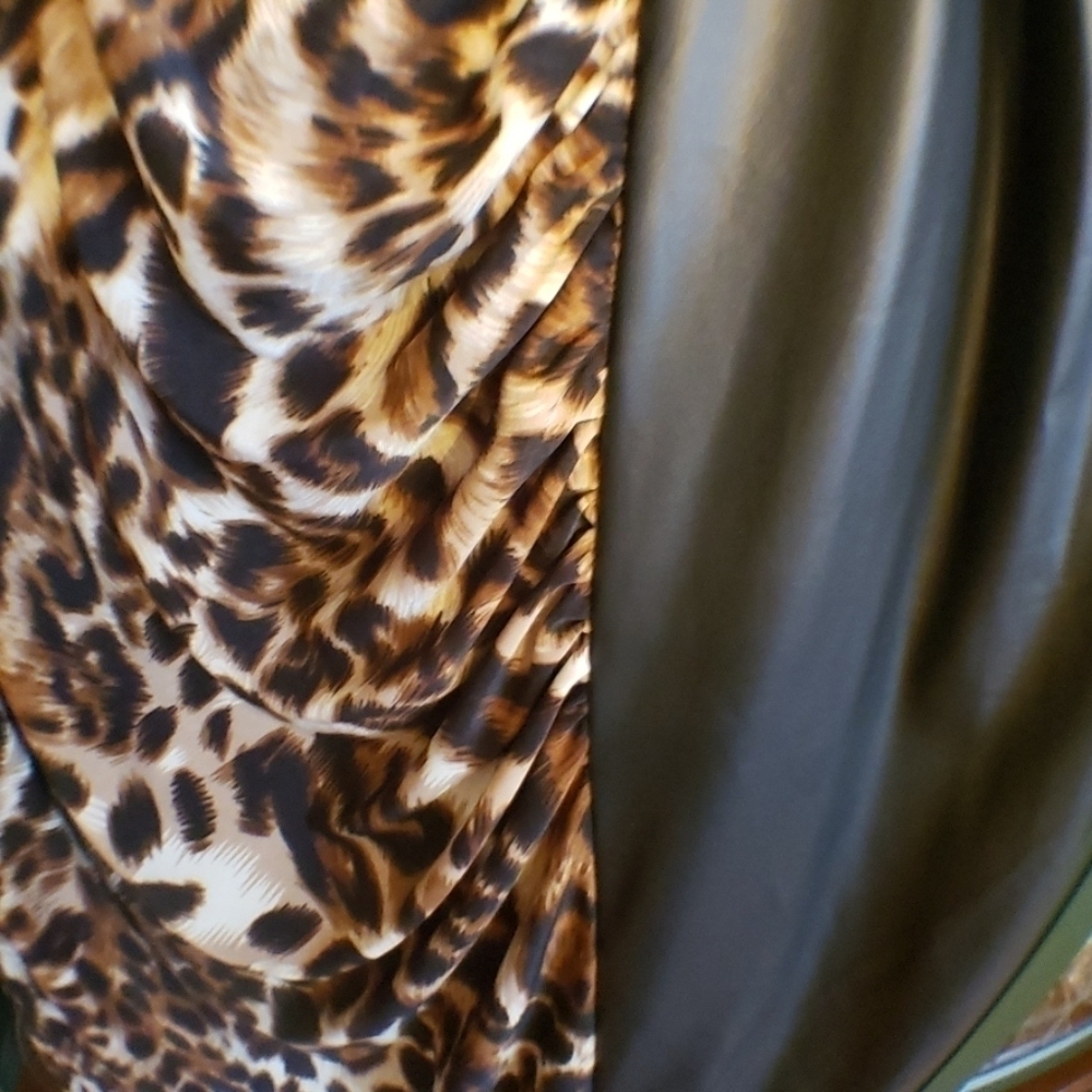 KTOO DRESS 3XL - Picture 3 of 8